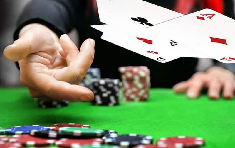 Tìm hiểu blackjack là gì và cách chơi blackjack